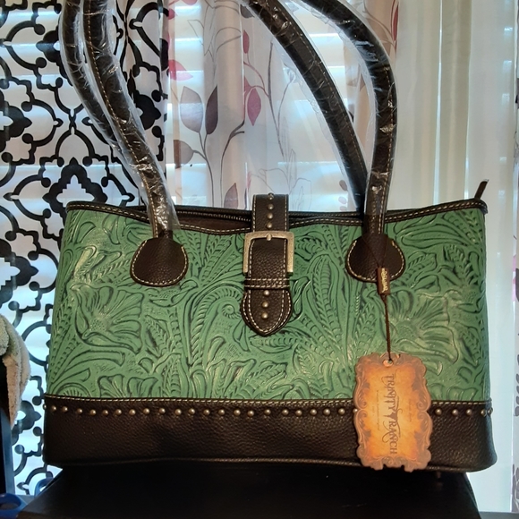 Purses - Picture 3 of 4